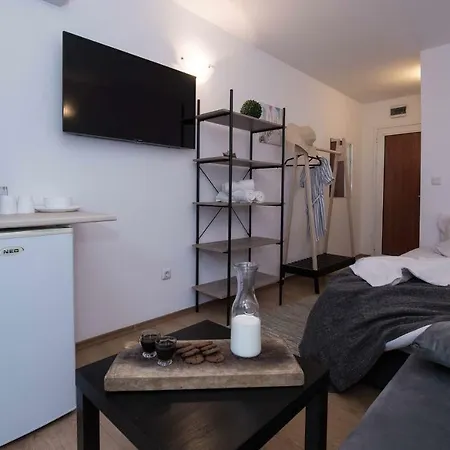 Cherry Garden1 Apartment *