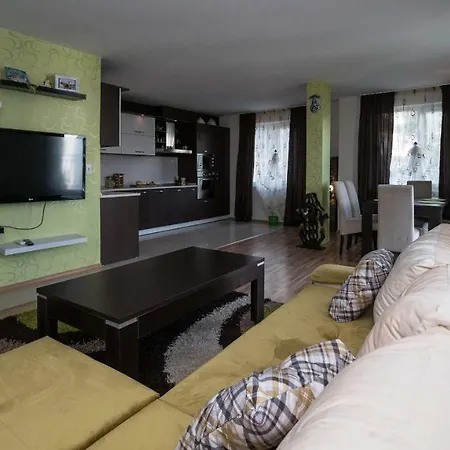 Apartment Cherry Garden1 Nesebar